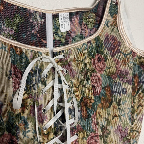 Floral Lace-Up Corset Top - Picture 3 of 6